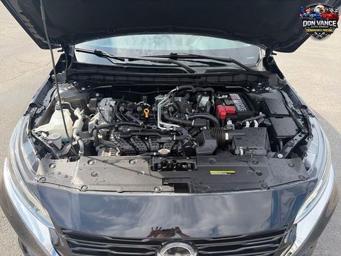 Used 2025 Nissan Altima 2.5 SV FWD image 20