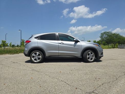 Used 2022 Honda HR-V LX image 12