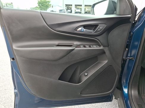 Used 2021 Chevrolet Equinox LT AWD/4WD image 14