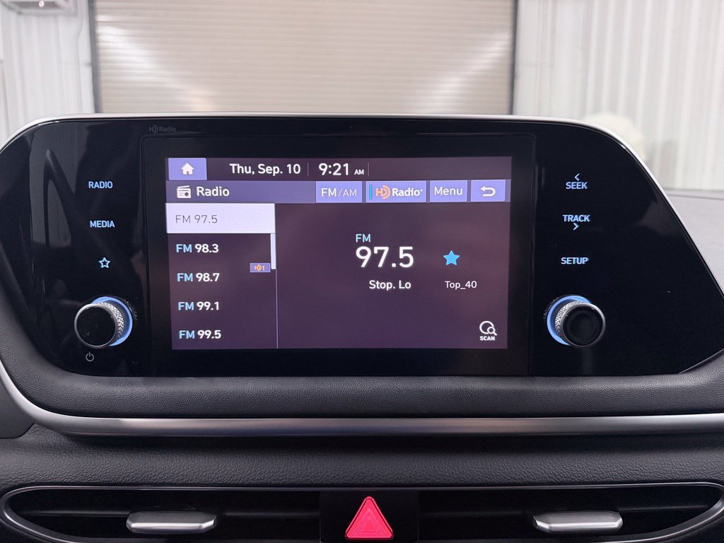 Used 2021 Hyundai Sonata SE FWD image 16