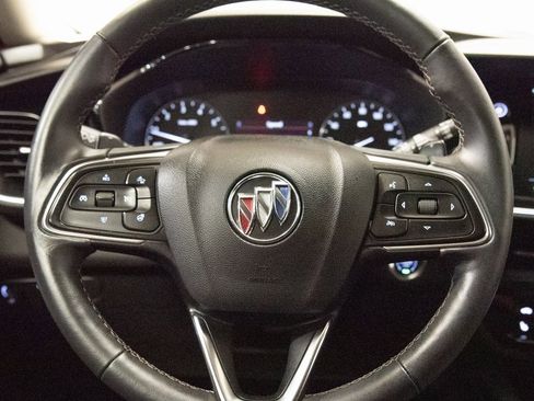 Used 2023 Buick Envision Preferred image 27