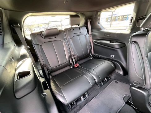 New 2025 Jeep Grand Cherokee L Limited image 22