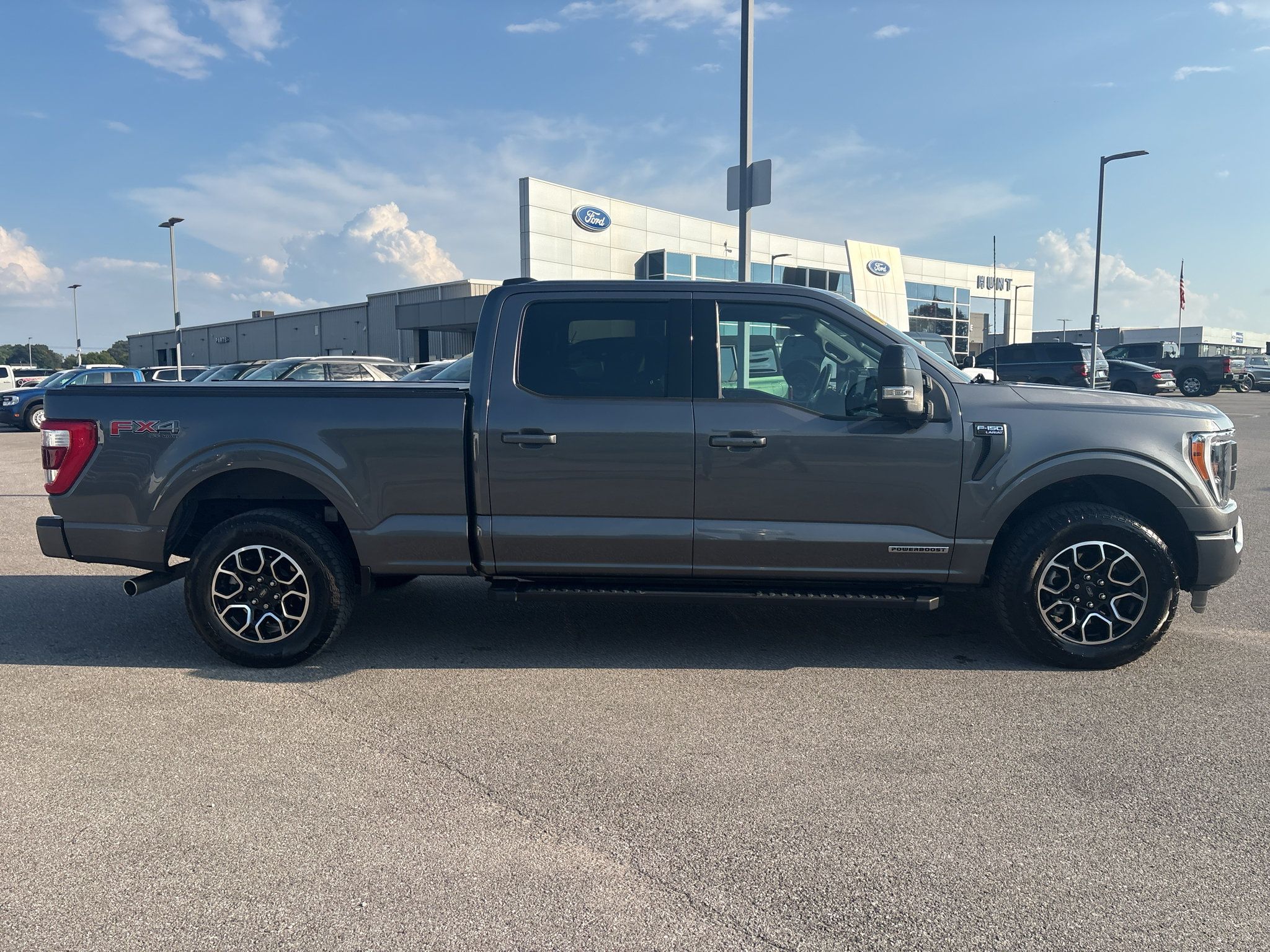 Used 2023 Ford F150 Lariat w/ Max Trailer Tow Package AWD/4WD image 4