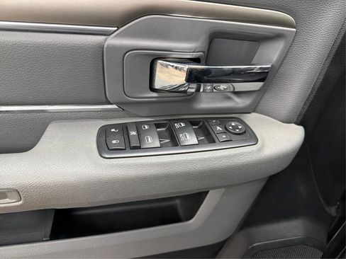 Used 2017 RAM 1500 Lone Star image 25