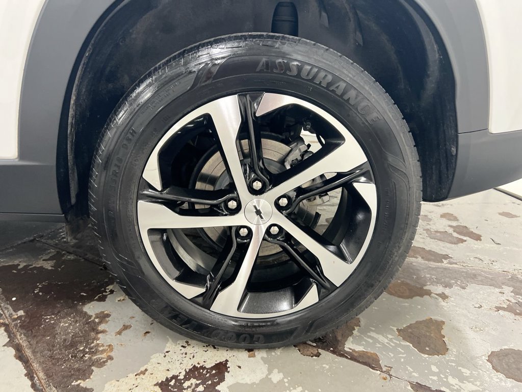 Used 2024 Chevrolet Trax RS w/ Driver Confidence Package FWD image 26