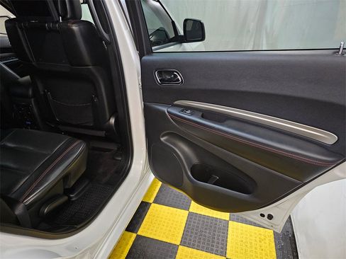 Used 2017 Dodge Durango R/T image 16