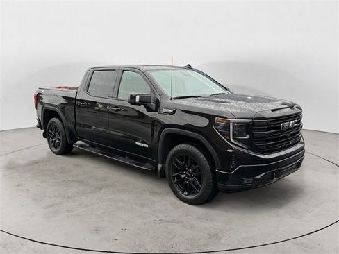 Used 2022 GMC Sierra 1500 Elevation w/ Elevation Premium Package image 7