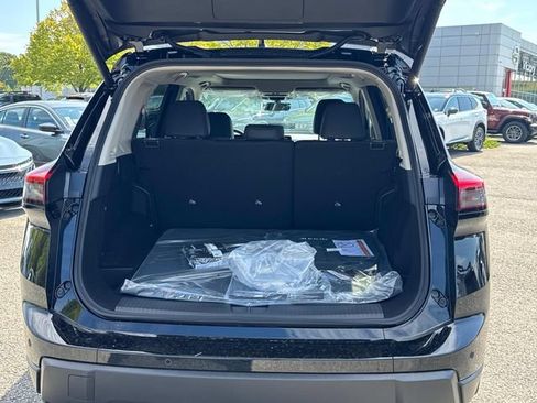 New 2026 Nissan Rogue Dark Armor AWD/4WD image 13