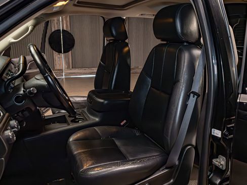 Used 2007 Chevrolet Avalanche LT w/ LT Preferred Equipment Group image 18