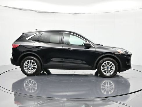 Used 2022 Ford Escape SE w/ Convenience Package AWD/4WD image 4