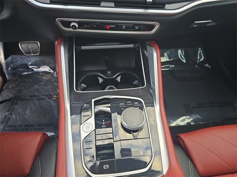 Certified 2024 BMW X6 xDrive40i w/ Premium Package image 15