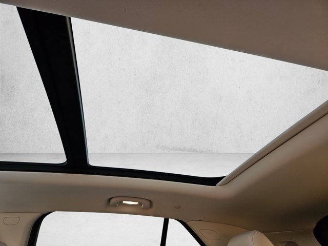 Used 2024 Buick Envision Avenir AWD/4WD image 21