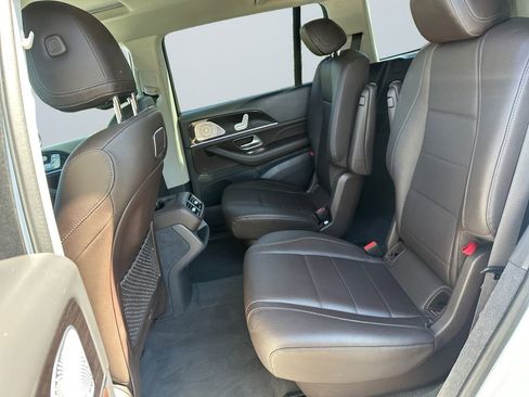 Used 2020 Mercedes-Benz GLS 450 4MATIC image 13