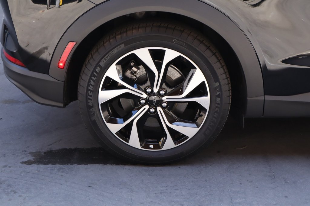 Used 2025 Ford Mustang Mach-E Select RWD image 14