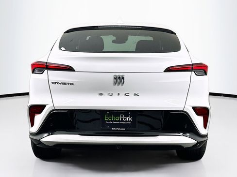 Used 2025 Buick Envista Sport Touring image 7