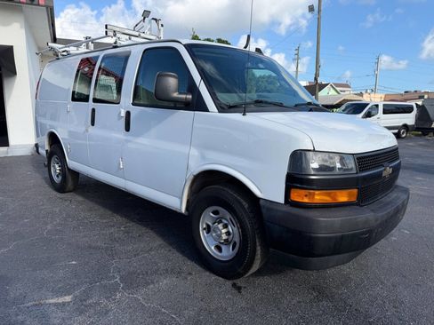 Used 2020 Chevrolet Express 2500 w/ Driver Convenience Package image 7
