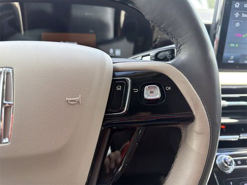 Used 2020 Lincoln Corsair Reserve w/ Equipment Group 201A image 28