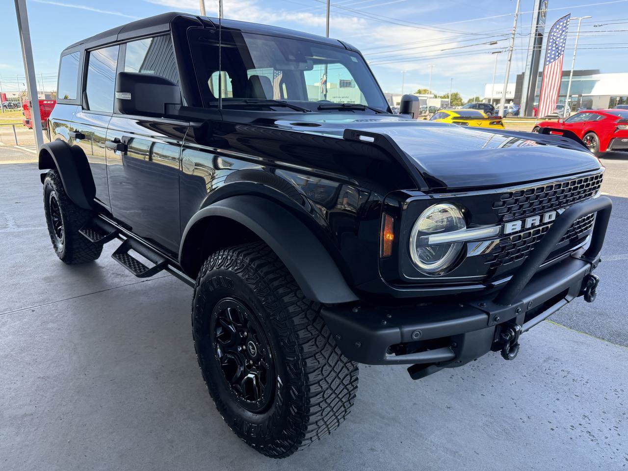 Used 2023 Ford Bronco Wildtrak AWD/4WD image 3