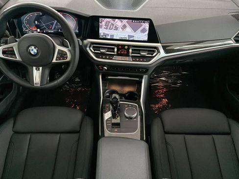 Used 2021 BMW 330i Sedan w/ M Sport Package image 3