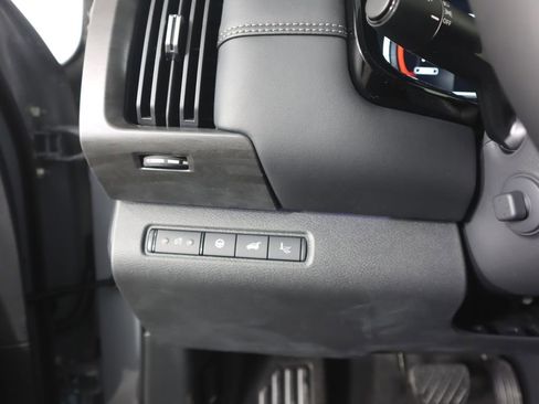 New 2026 Nissan Pathfinder Platinum image 15