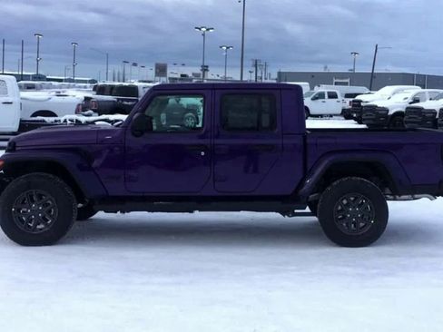 New 2026 Jeep Gladiator Sport image 5