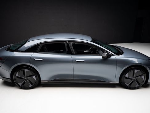 Used 2025 Lucid Air Pure image 34