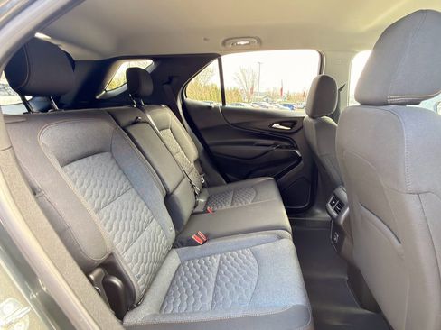 Used 2020 Chevrolet Equinox LT image 19