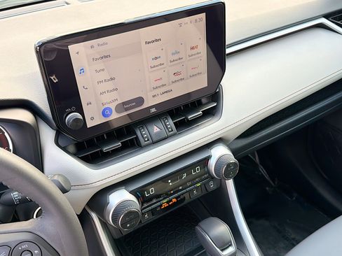 Used 2024 Toyota RAV4 XLE Premium image 28