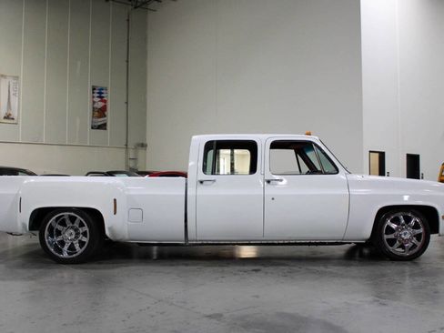 Used 1988 Chevrolet Silverado 3500 2WD Crew Cab image 8