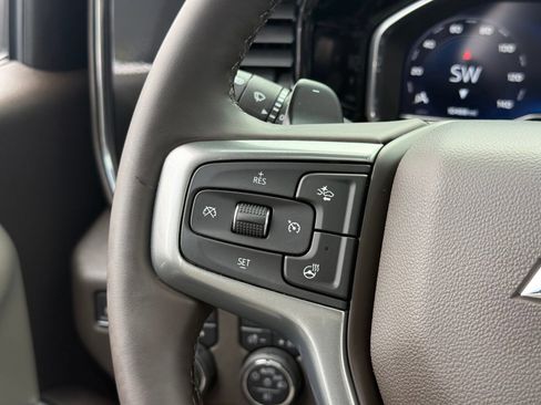 Used 2025 Chevrolet Silverado 1500 LTZ w/ LTZ Premium Package AWD/4WD image 30