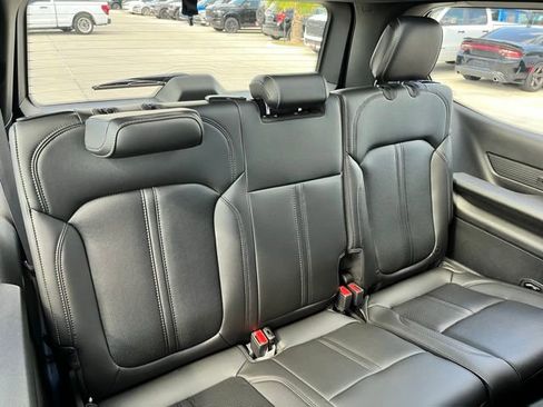 New 2025 Jeep Wagoneer 4WD w/ Convenience Group I image 21