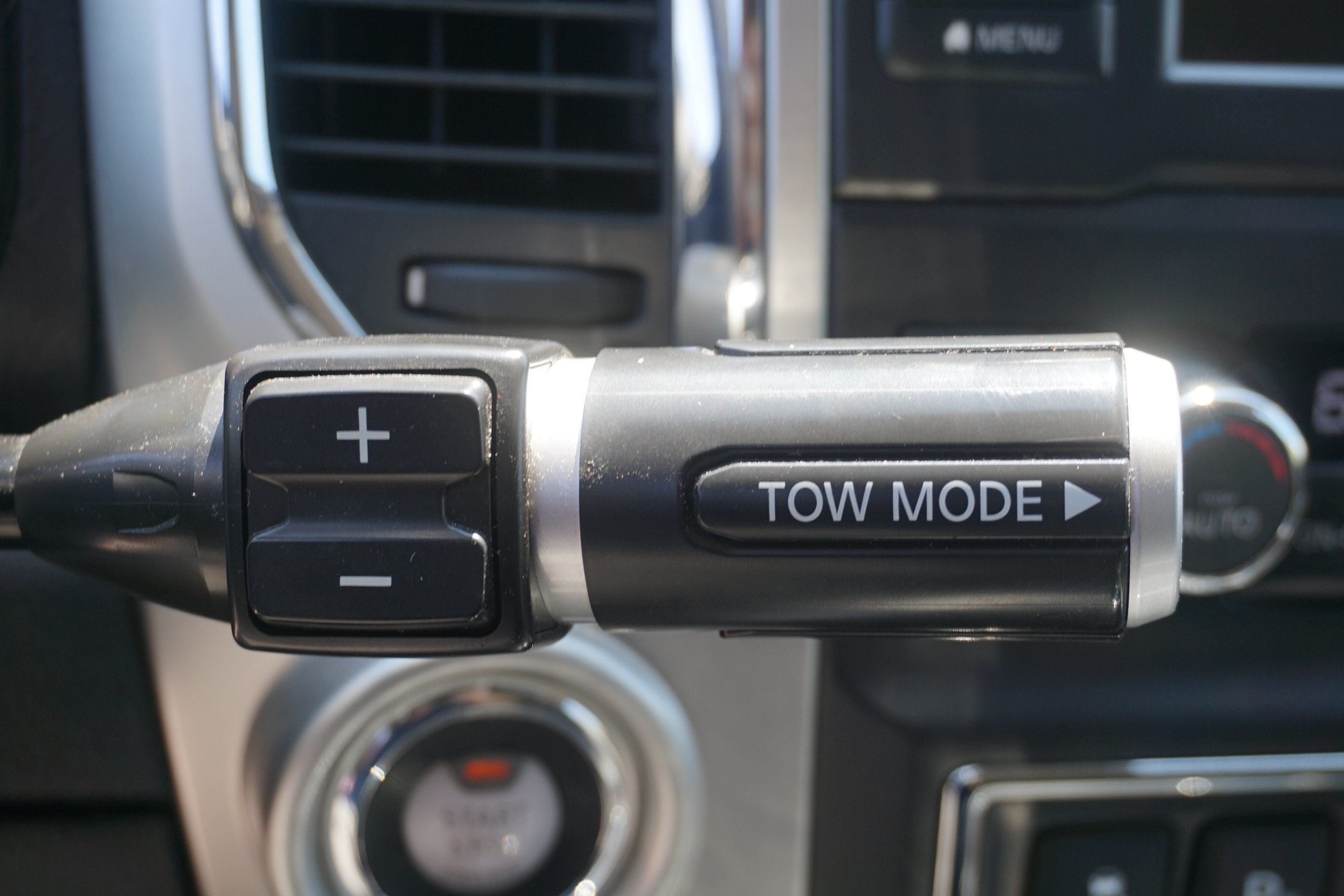Used 2019 Nissan Titan PRO-4X w/ Pro-4x Utility Package AWD/4WD image 23