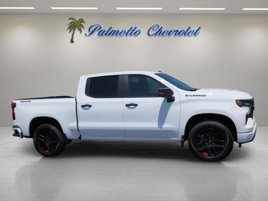 New 2026 Chevrolet Silverado 1500 RST w/ Redline Edition AWD/4WD image 2