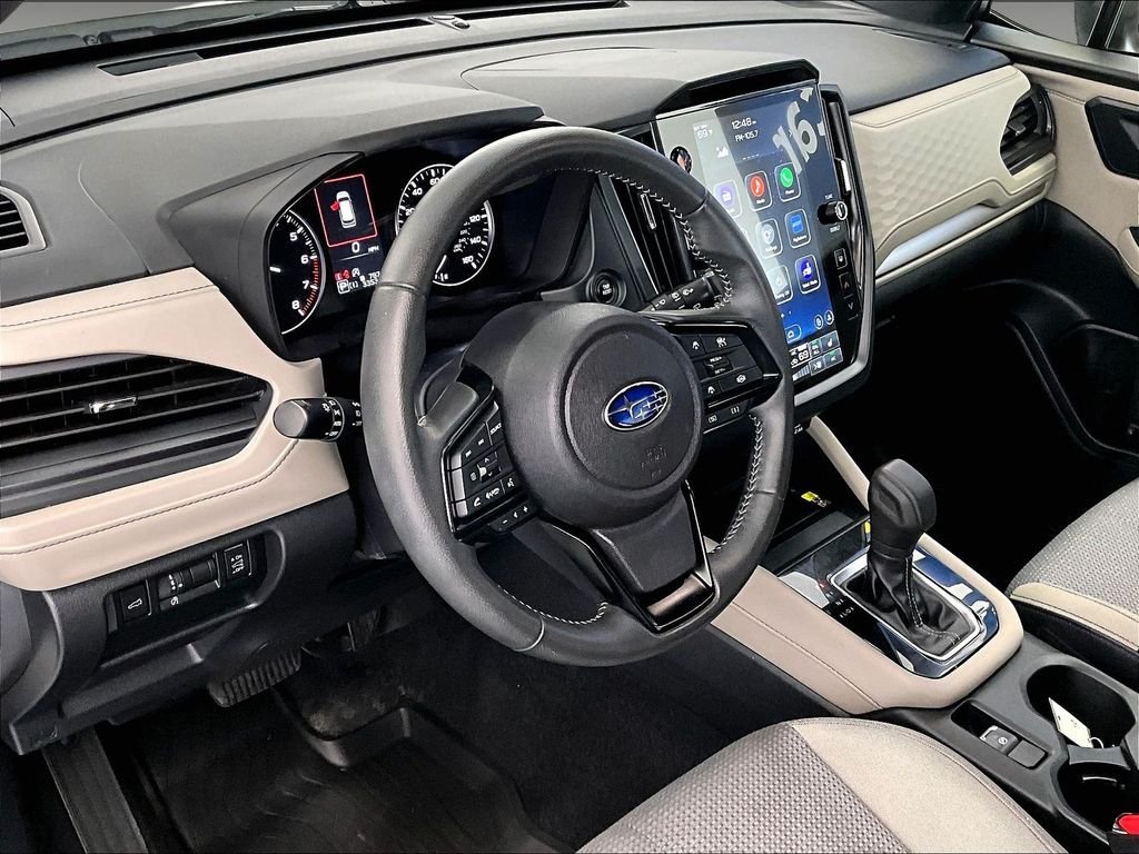 Used 2025 Subaru Forester Premium AWD/4WD image 8