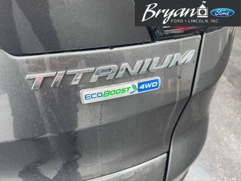 Used 2018 Ford Escape Titanium image 7