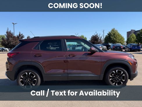 Used 2022 Chevrolet TrailBlazer LT w/ Driver Confidence Package AWD/4WD image 4