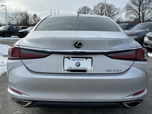 Used 2019 Lexus ES 350 image 9