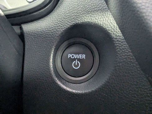 Used 2024 Toyota Corolla Cross AWD Hybrid image 27