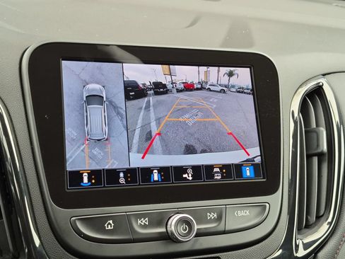 Used 2023 Chevrolet Equinox RS AWD/4WD image 19