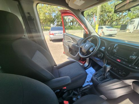 Used 2022 RAM ProMaster City Wagon w/ Lights & Wheels Group image 16