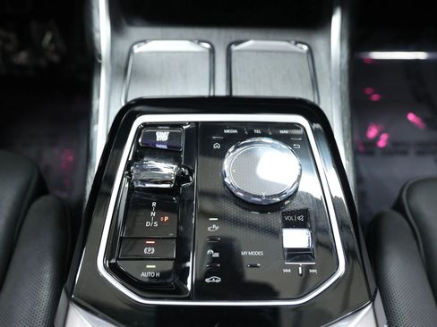 Used 2023 BMW 740i RWD image 45