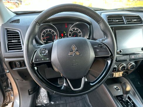 Used 2024 Mitsubishi Outlander Sport SE image 14