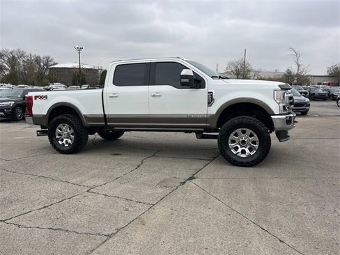 Used 2022 Ford F250 Lariat w/ Lariat Ultimate Package image 2