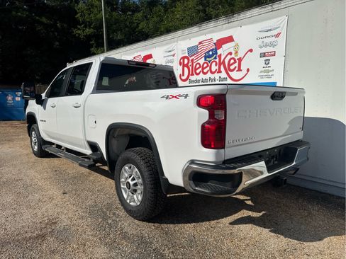 Used 2025 Chevrolet Silverado 2500 LT w/ Convenience Package AWD/4WD image 8
