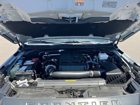 Used 2024 Nissan Frontier PRO-4X w/ Off-Road Protection Package AWD/4WD image 27