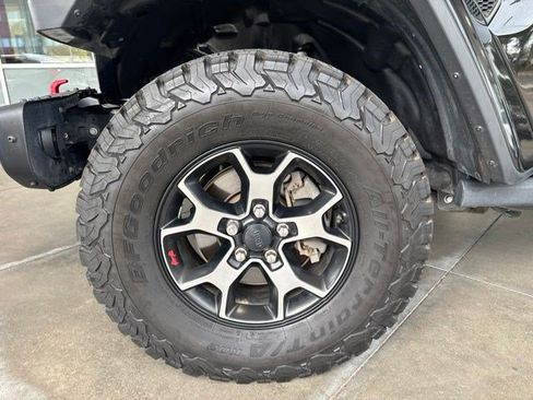 Used 2018 Jeep Wrangler Unlimited Rubicon AWD/4WD image 20