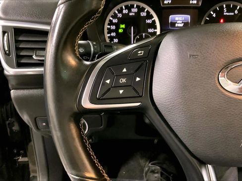 Used 2019 INFINITI QX30 LUXE w/ Navigation Package image 23