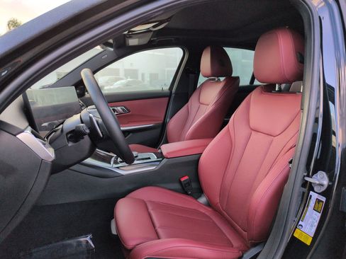 Certified 2023 BMW 330i Sedan w/ Premium Package image 16