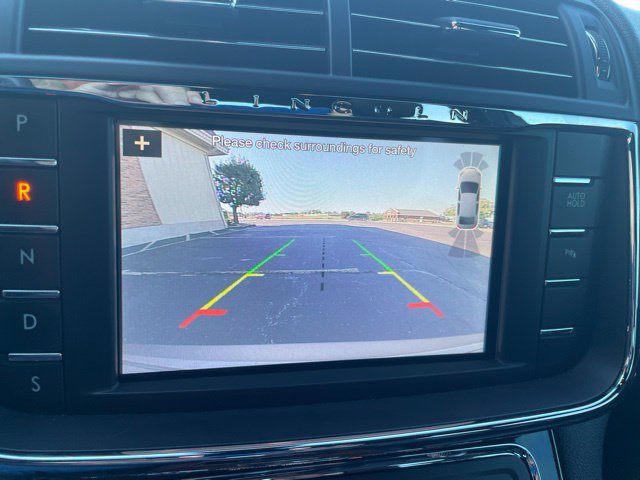 Used 2019 Lincoln Continental Premiere FWD image 35