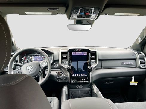 New 2026 RAM 1500 Big Horn AWD/4WD image 15